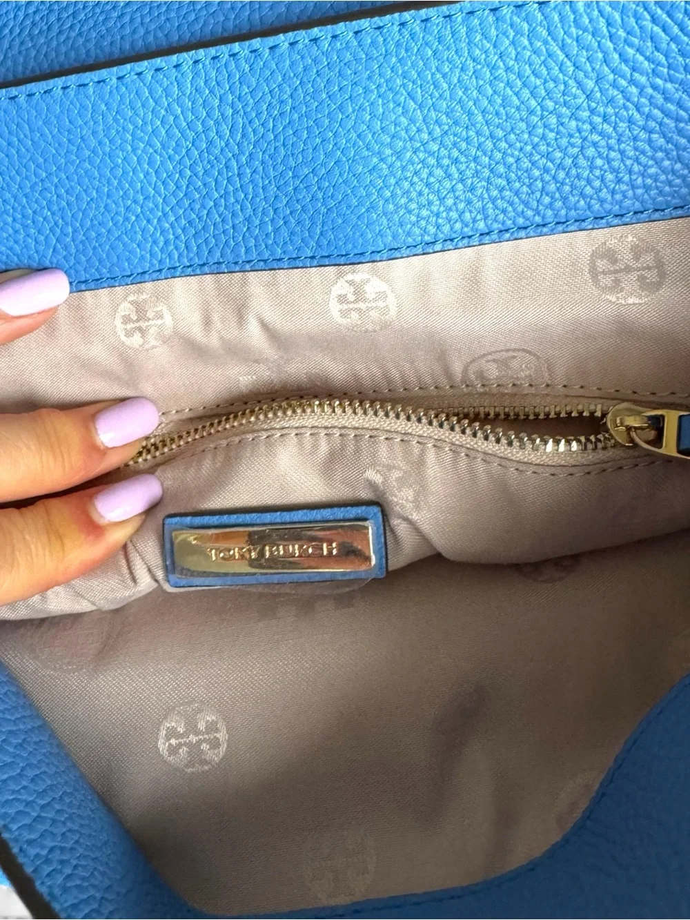 Tory Burch purchasing beautiful style